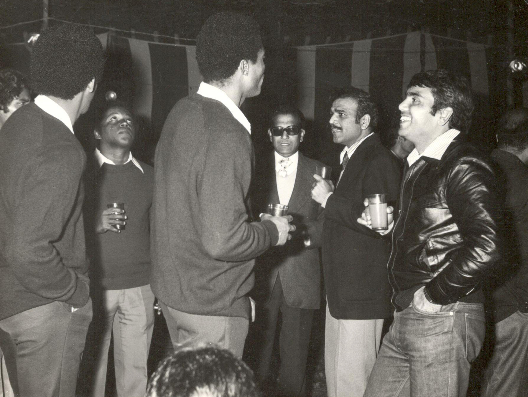 Customized english willow bats